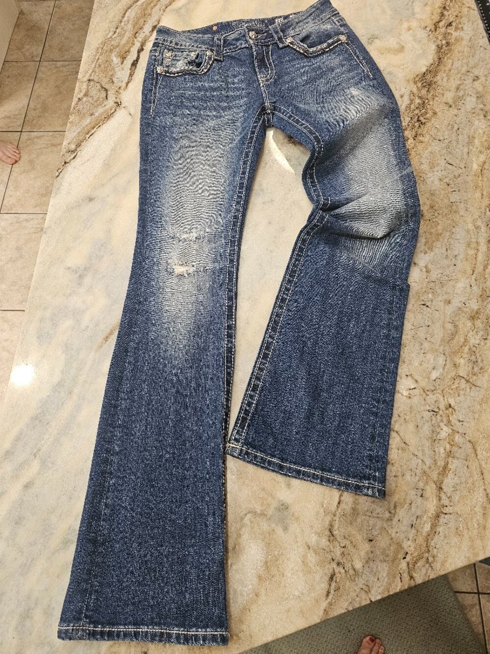 Miss Me Women's Boot Cut Jeans - Blue Wash with Whiskering. Size 28x34